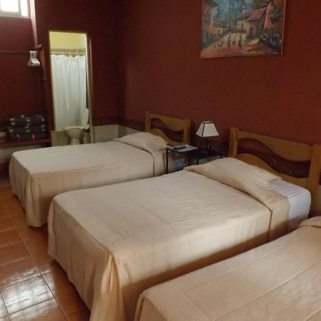 Hotel Colonial Trujillo Luaran gambar