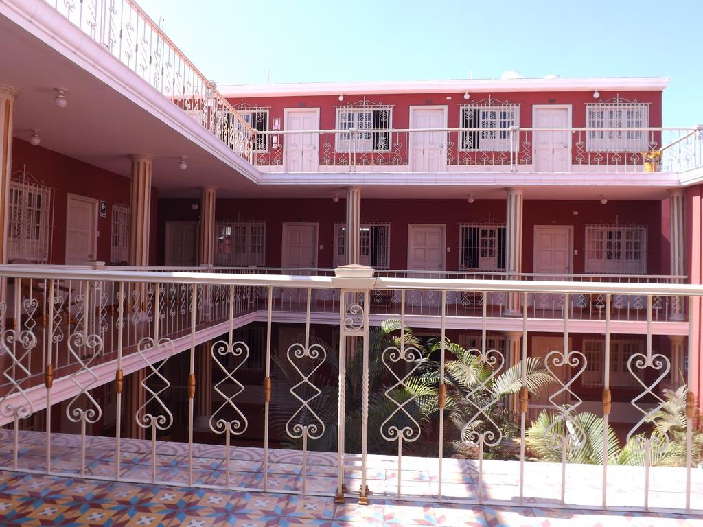 Hotel Colonial Trujillo Luaran gambar