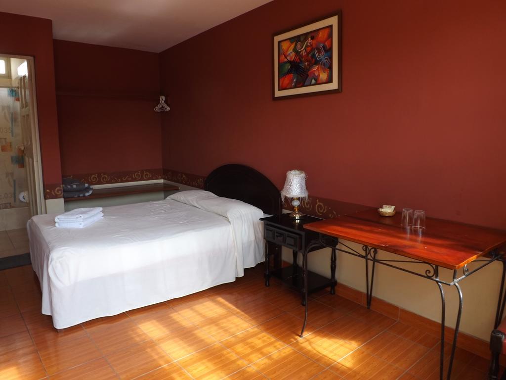 Hotel Colonial Trujillo Luaran gambar