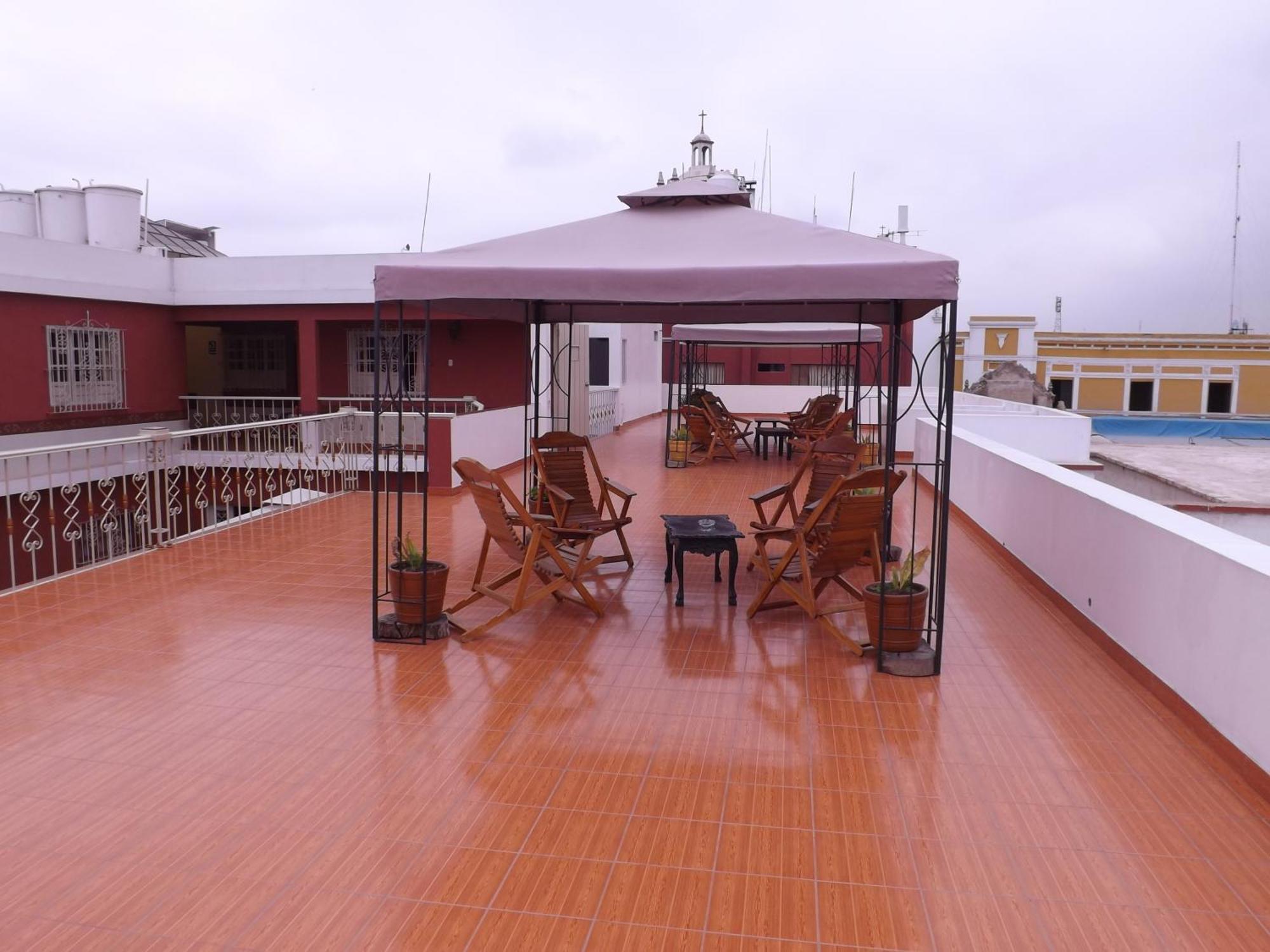 Hotel Colonial Trujillo Luaran gambar