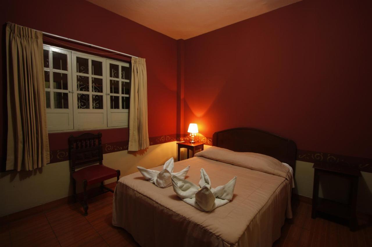 Hotel Colonial Trujillo Luaran gambar