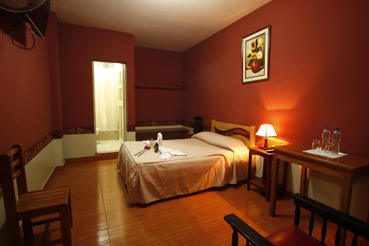 Hotel Colonial Trujillo Luaran gambar
