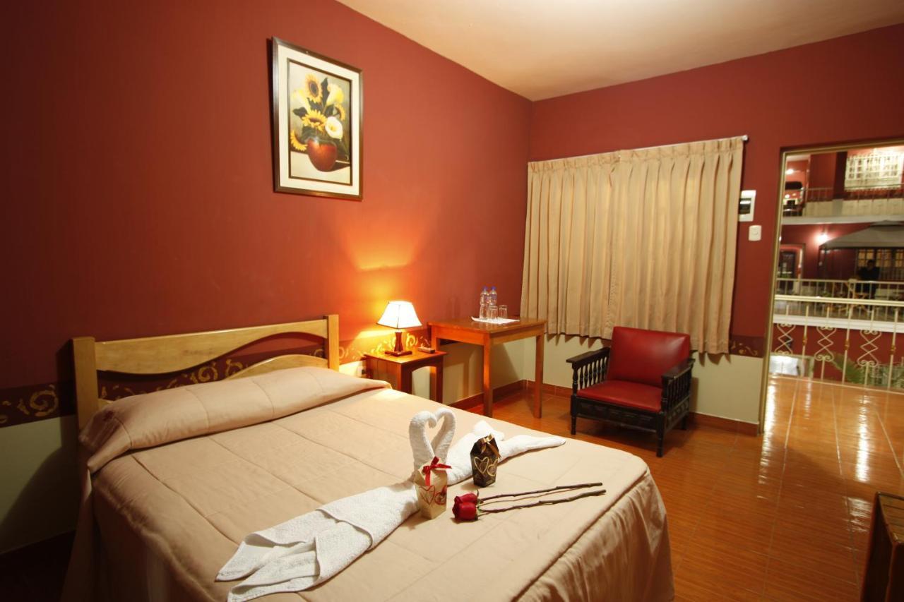 Hotel Colonial Trujillo Luaran gambar