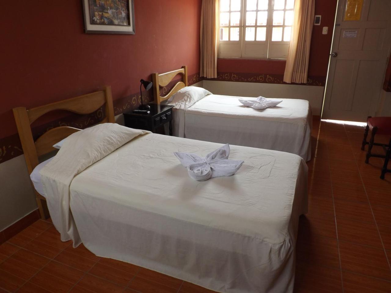 Hotel Colonial Trujillo Luaran gambar