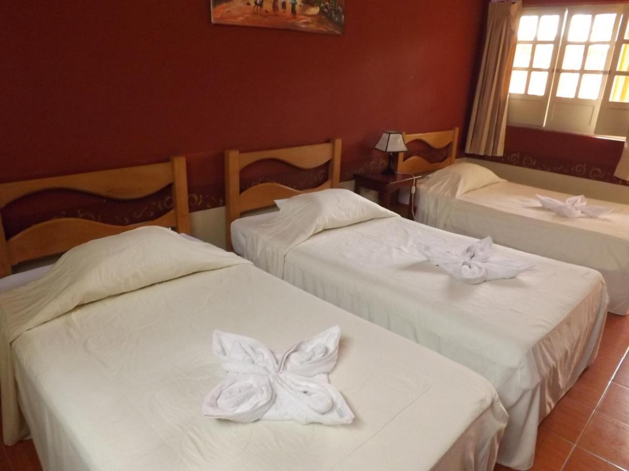Hotel Colonial Trujillo Luaran gambar
