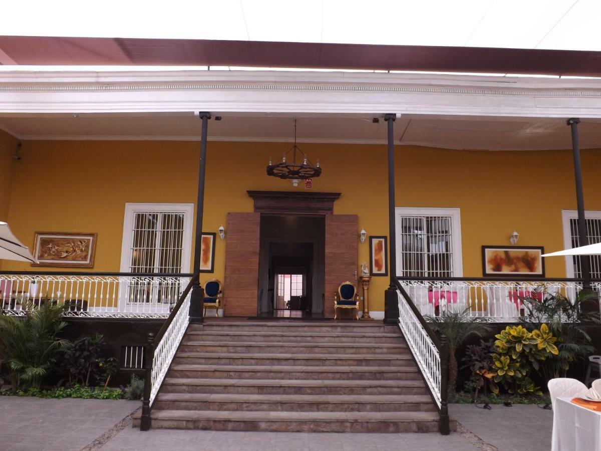 Hotel Colonial Trujillo Luaran gambar